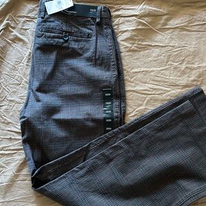 Men’s Banana Republic Khakis